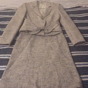 Valentino 100% silk tweed skirt suit size 6